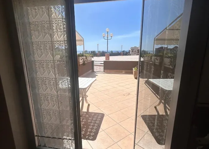 Giardini Sicilian Vibes